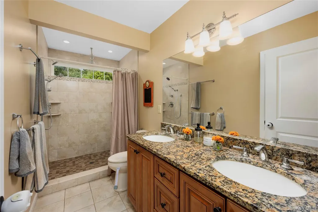 18 Van Ness Road Beacon NY 12508