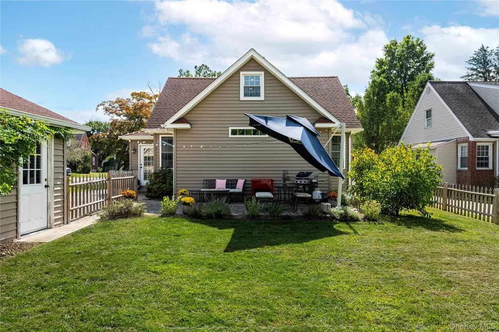 18 Van Ness Road Beacon NY 12508