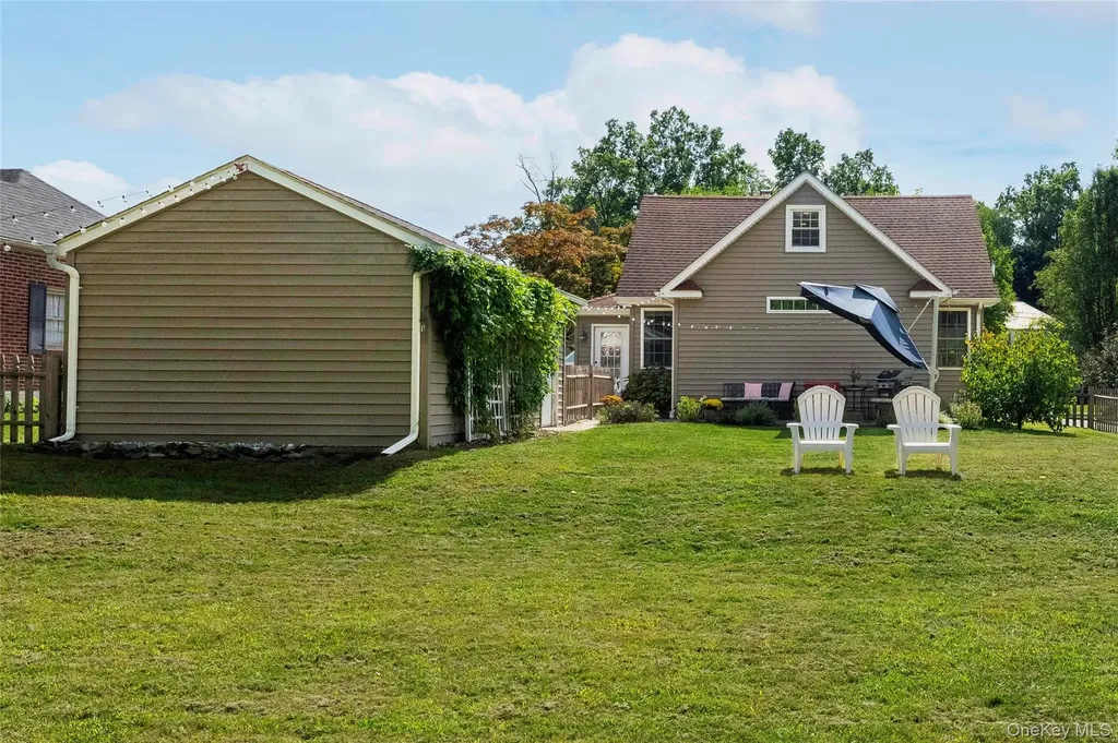 18 Van Ness Road Beacon NY 12508