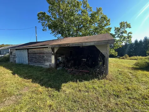 989 State Route 32 Newburgh NY 12589