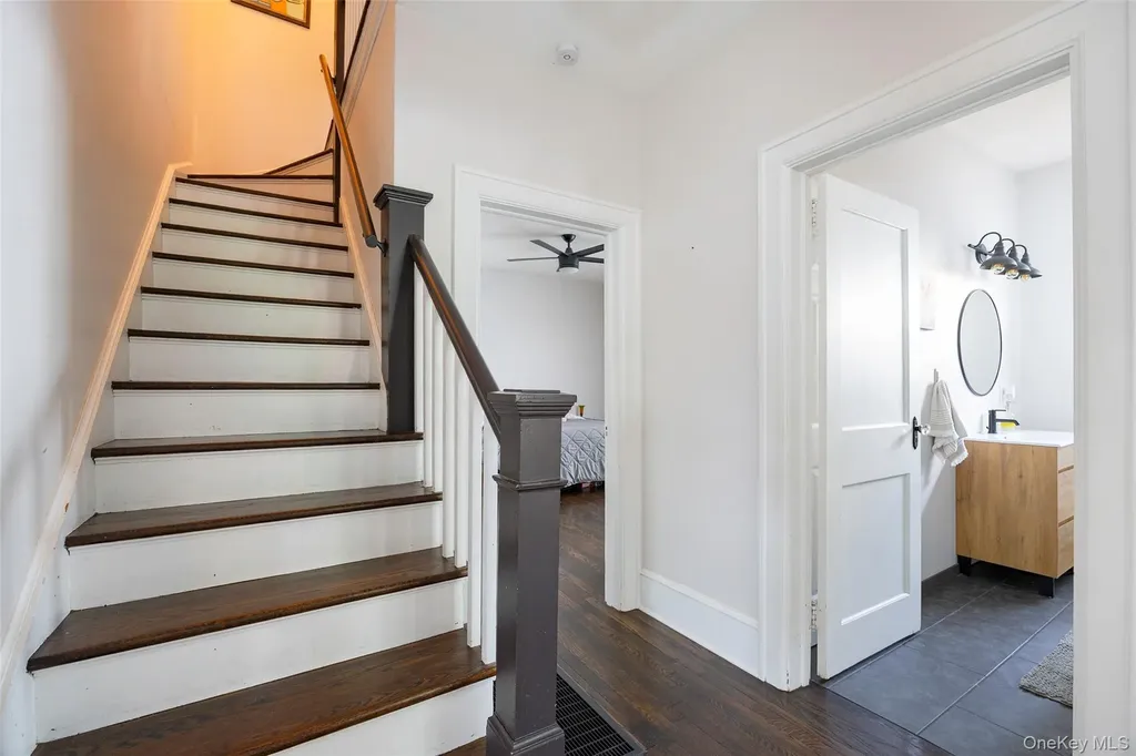 102 Innis Avenue Poughkeepsie NY 12601
