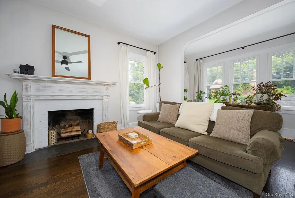 102 Innis Avenue Poughkeepsie NY 12601