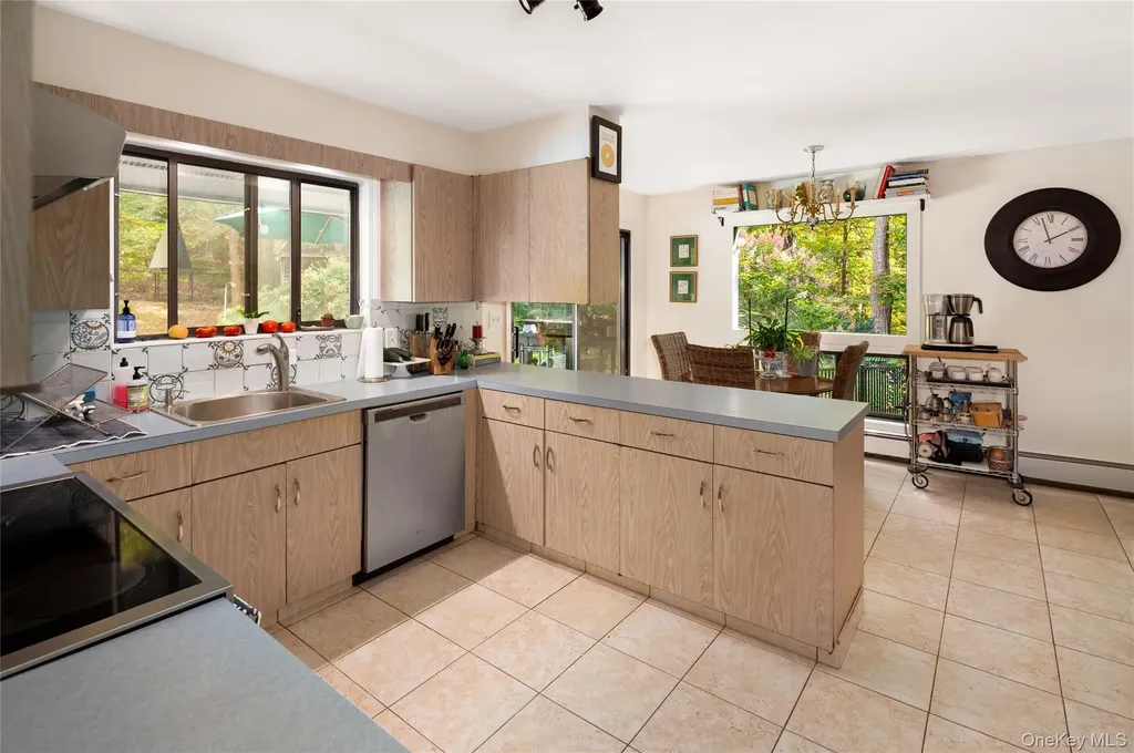 29 Alice Road Mount Kisco NY 10549