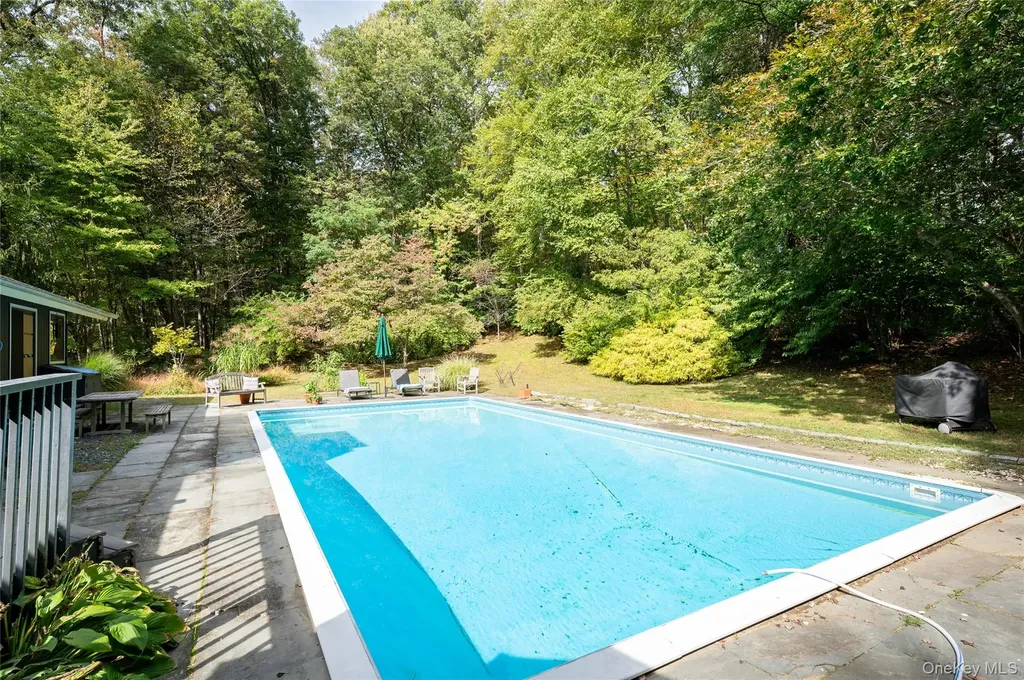 29 Alice Road Mount Kisco NY 10549