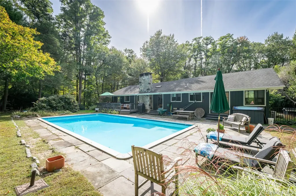 29 Alice Road Mount Kisco NY 10549