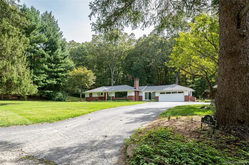 28 Alice Road Mount Kisco NY 10549