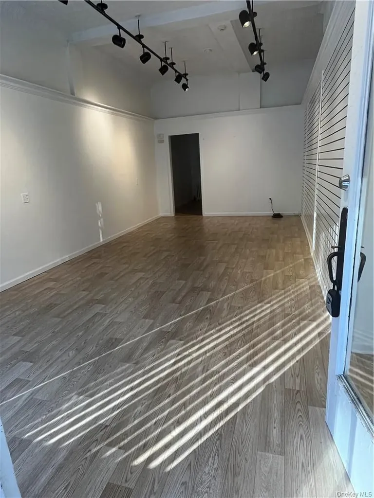 231 Fifth Avenue Pelham NY 10803