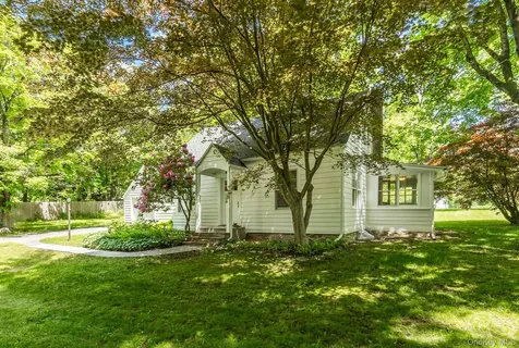 6232 Route 82 Stanfordville NY 12581