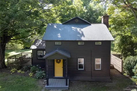 284 County Route 27b Hudson NY 12534