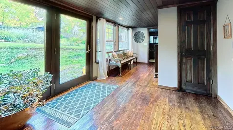 10 Stagecoach Lane Amenia NY 12501