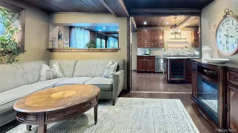 10 Stagecoach Lane Amenia NY 12501