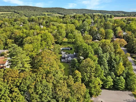 10 Stagecoach Lane Amenia NY 12501