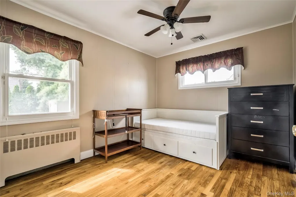 11 Jamaica Avenue Plainview NY 11803