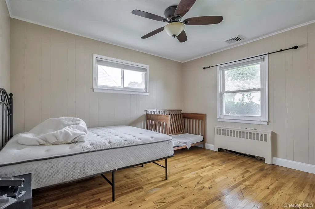 11 Jamaica Avenue Plainview NY 11803
