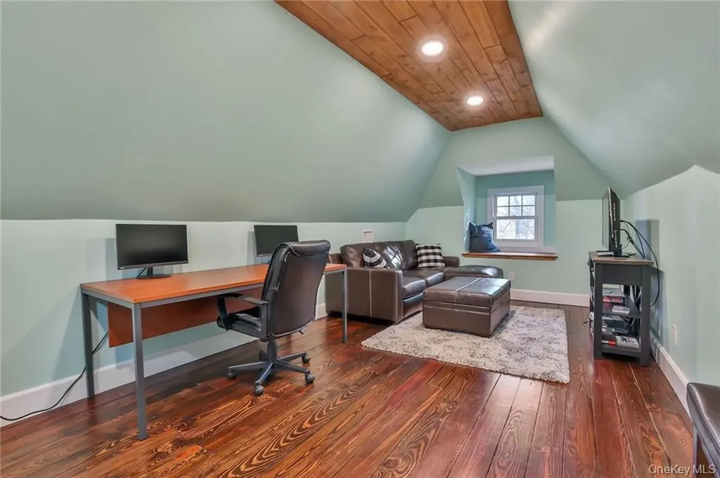 245 E Townline Road West Nyack NY 10994