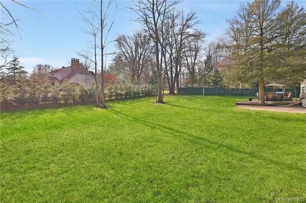 245 E Townline Road West Nyack NY 10994