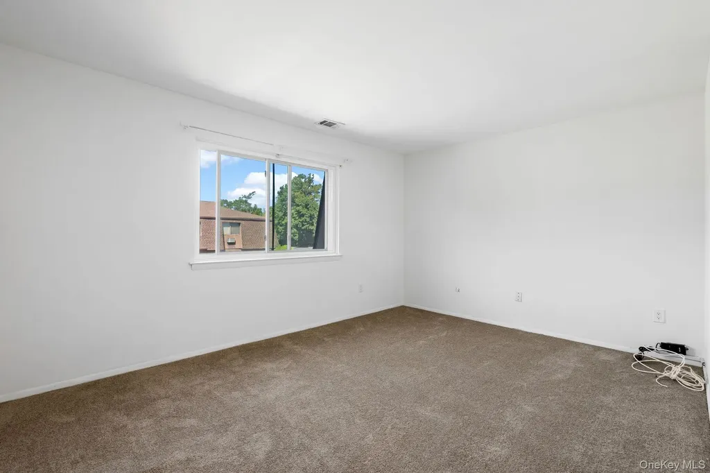 614 Cherry Hill Drive Poughkeepsie NY 12603