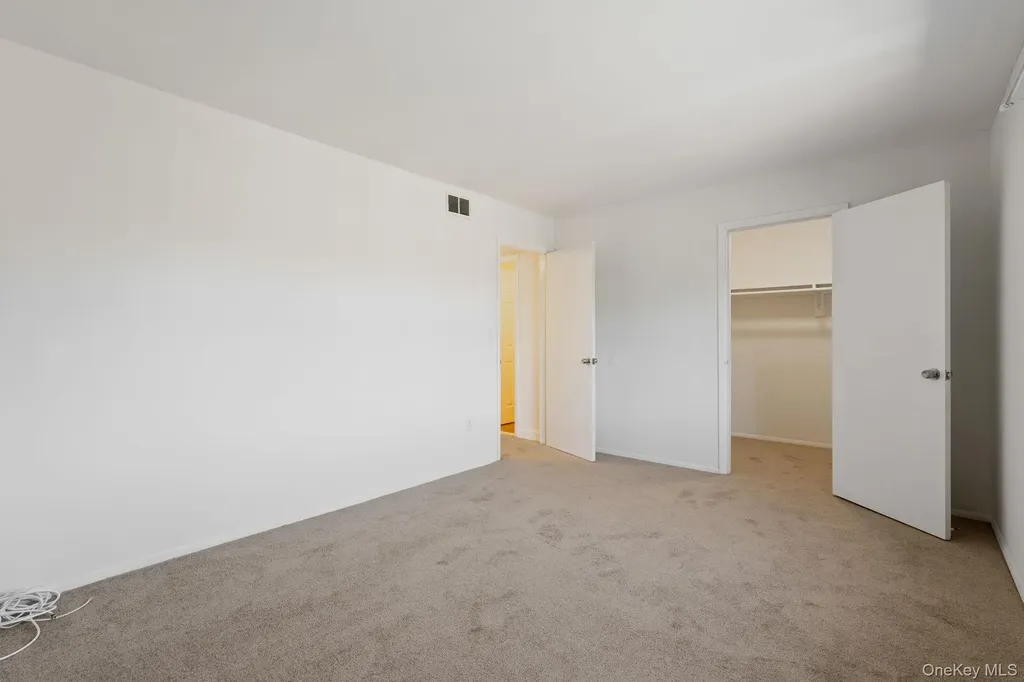 614 Cherry Hill Drive Poughkeepsie NY 12603