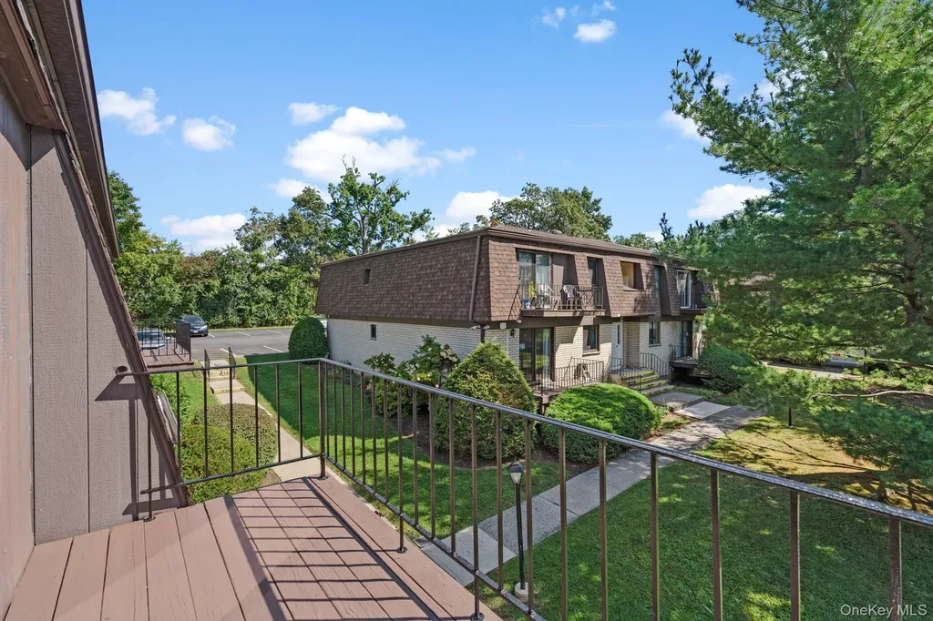 614 Cherry Hill Drive Poughkeepsie NY 12603