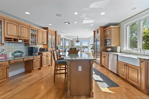 300 West Lake Boulevard Mahopac NY 10541