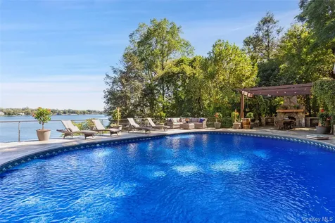 300 West Lake Boulevard Mahopac NY 10541