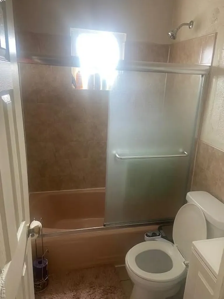 947 E 229th Street Bronx NY 10466