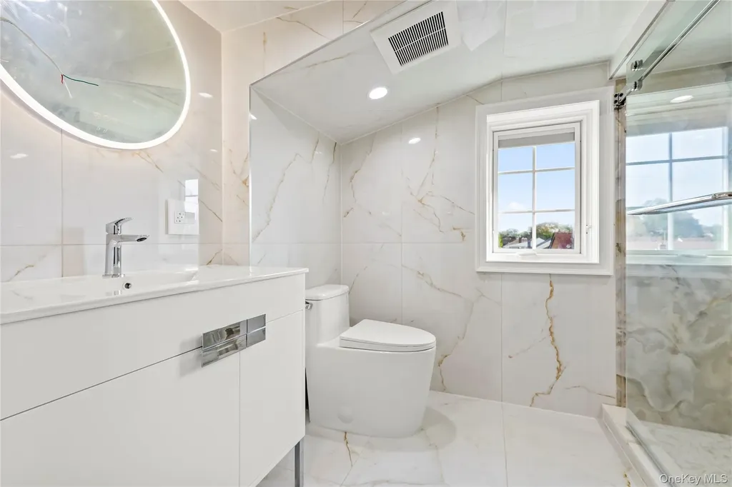 18108 69th Avenue Fresh Meadows NY 11365