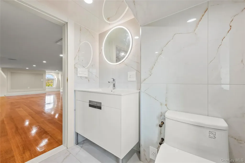 18108 69th Avenue Fresh Meadows NY 11365
