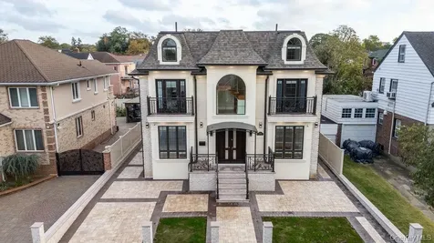 18108 69TH Avenue Fresh Meadows NY 11365