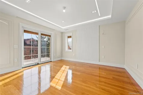 18108 69th Avenue Fresh Meadows NY 11365