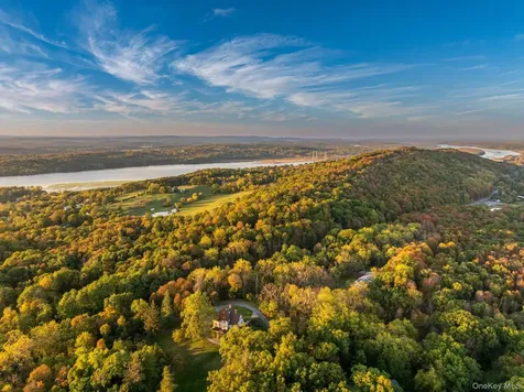 4317 Ny 23 Hudson NY 12534