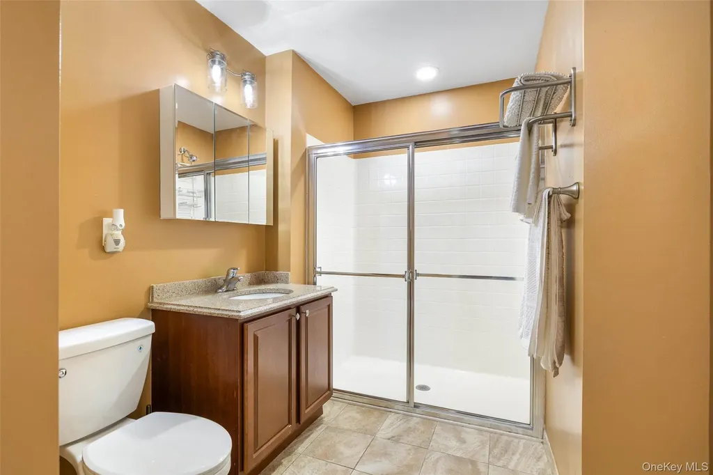 121 Willow Lane Valley Stream NY 11580