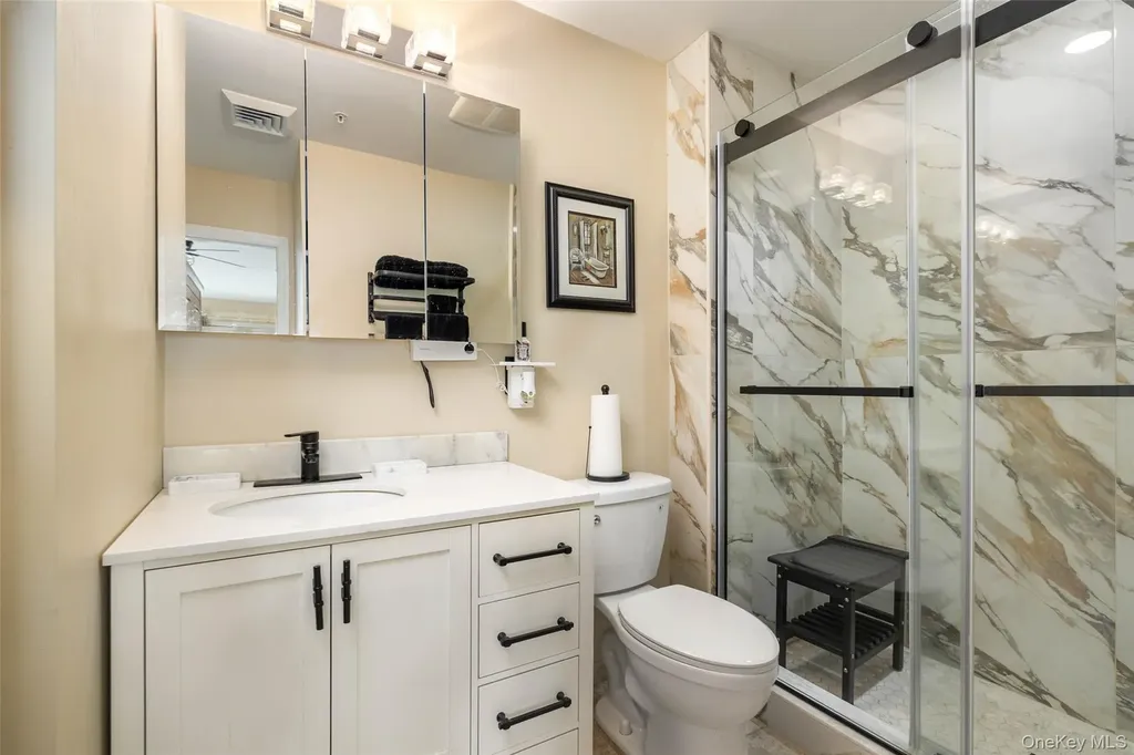 121 Willow Lane Valley Stream NY 11580