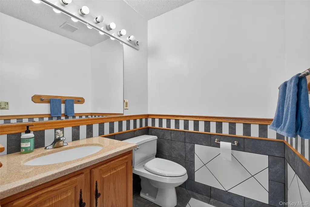 37 Spruce Ridge Drive Fishkill NY 12524