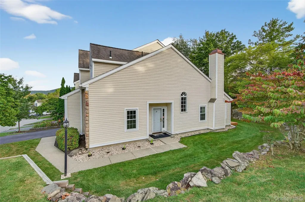 37 Spruce Ridge Drive Fishkill NY 12524