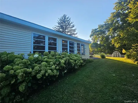 19 Rivenburg Lane Hudson NY 12534