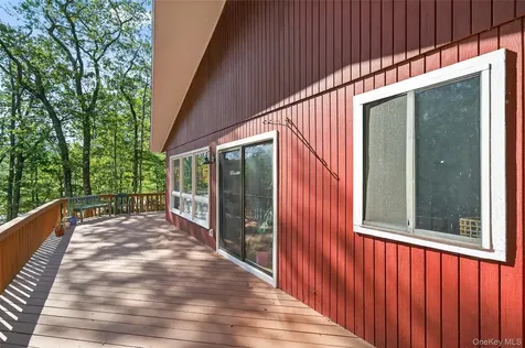 75 Pebble Path Rock Hill NY 12775