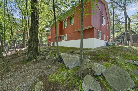 75 Pebble Path Rock Hill NY 12775