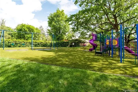 182 Pinewood Road Hartsdale NY 10530