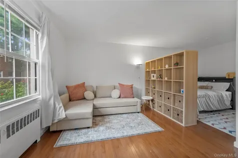 182 Pinewood Road Hartsdale NY 10530