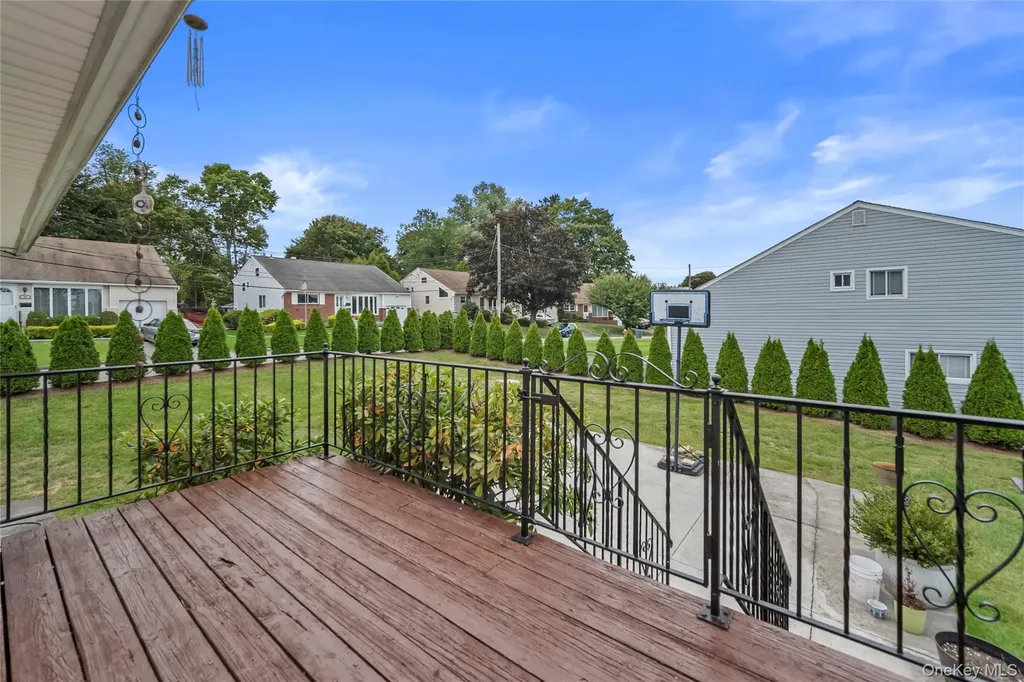 35 Westwind Road Yonkers NY 10710
