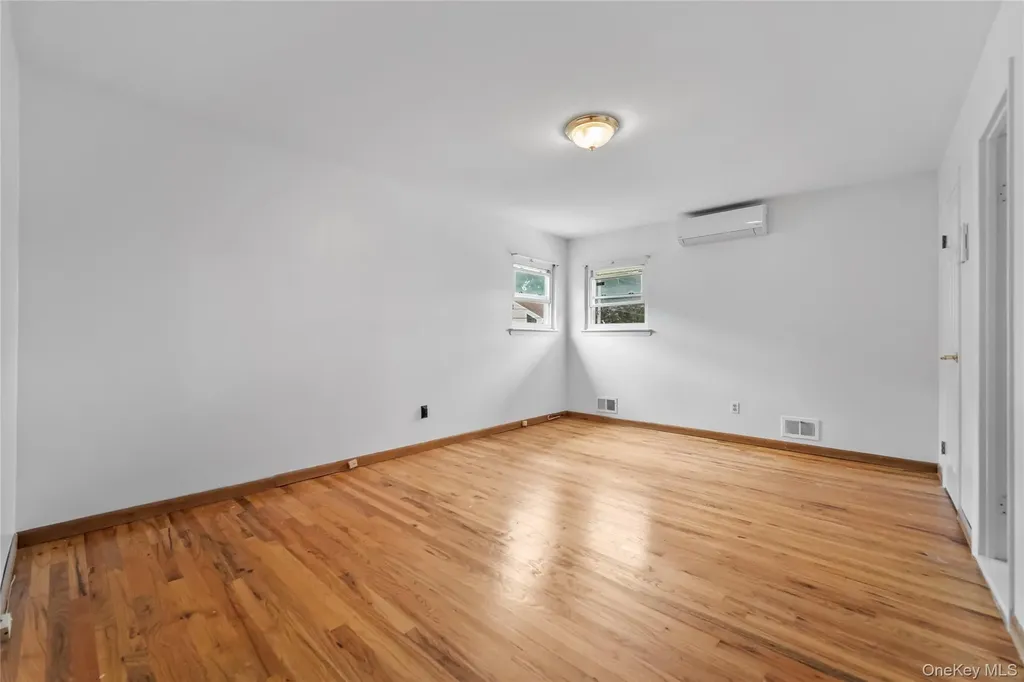 35 Westwind Road Yonkers NY 10710