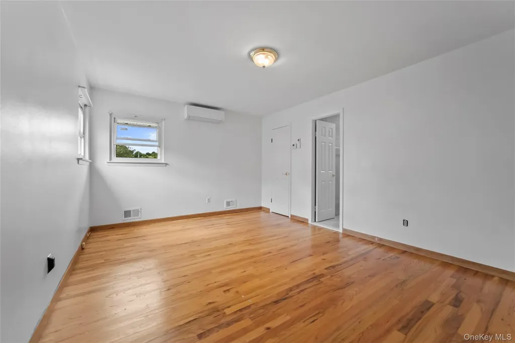 35 Westwind Road Yonkers NY 10710
