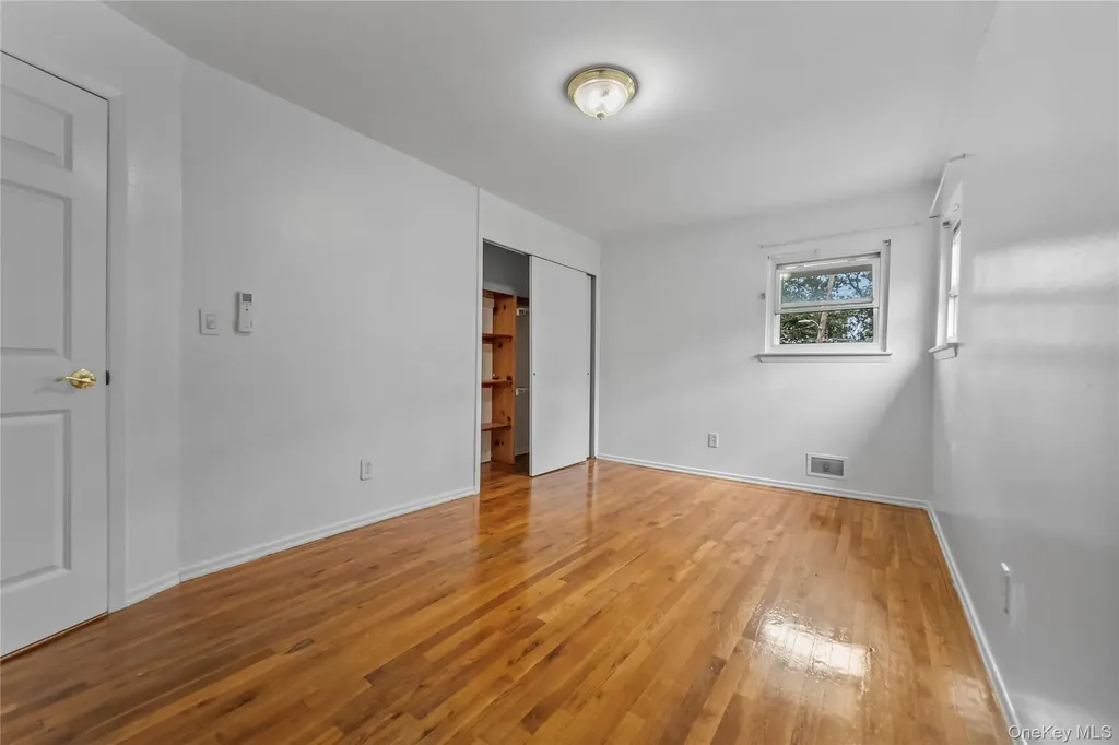 35 Westwind Road Yonkers NY 10710