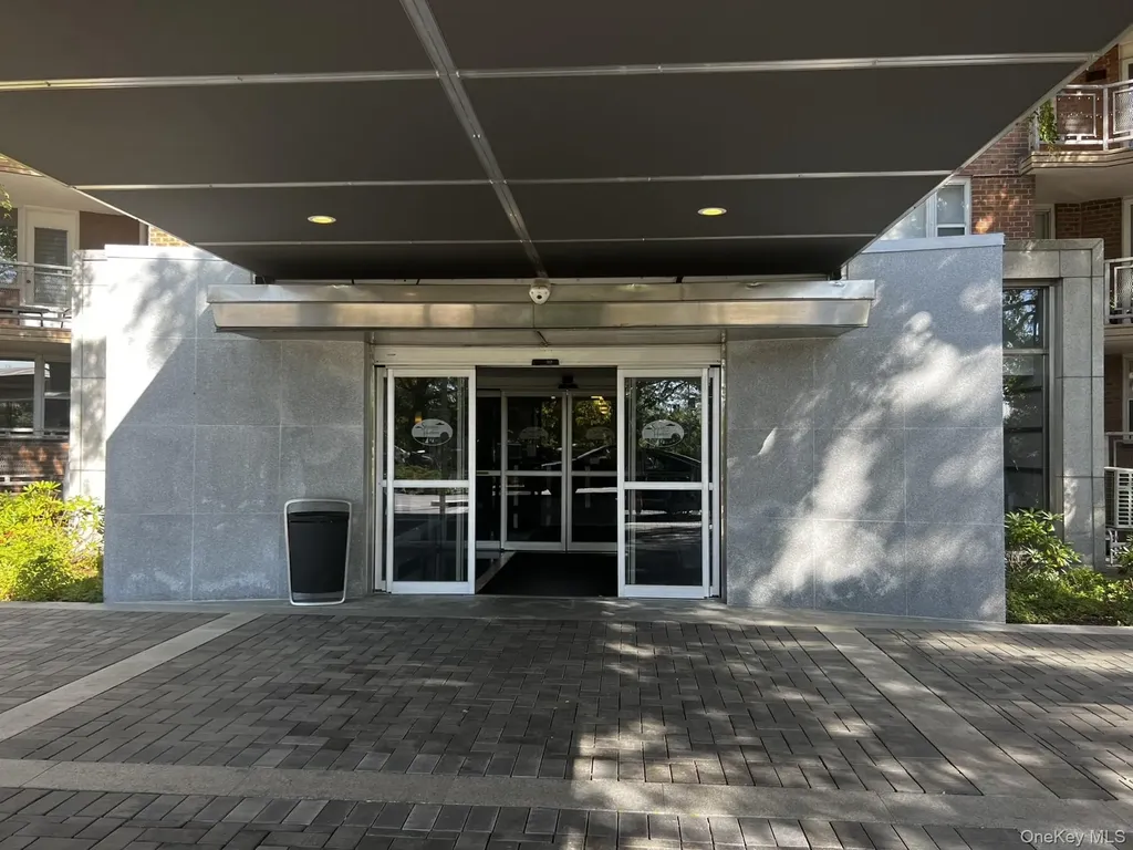5800 Arlington Avenue Bronx NY 10471