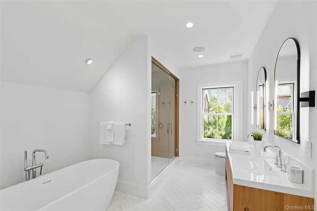 510 Abrahams Path Amagansett NY 11930