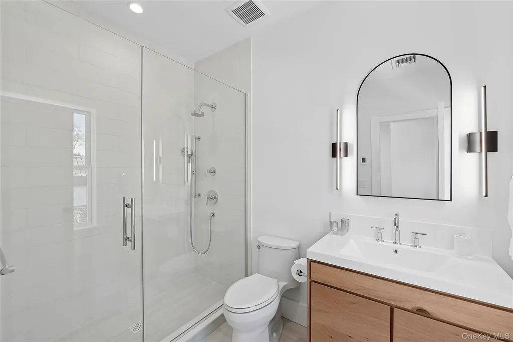 510 Abrahams Path Amagansett NY 11930