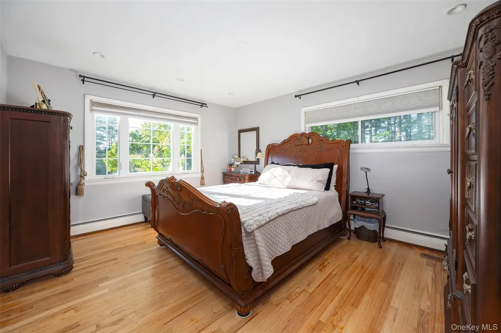 404 Gretna Road Hyde Park NY 12538