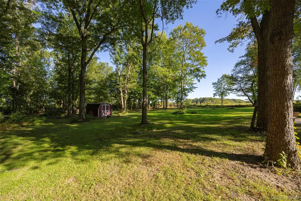 404 Gretna Road Hyde Park NY 12538