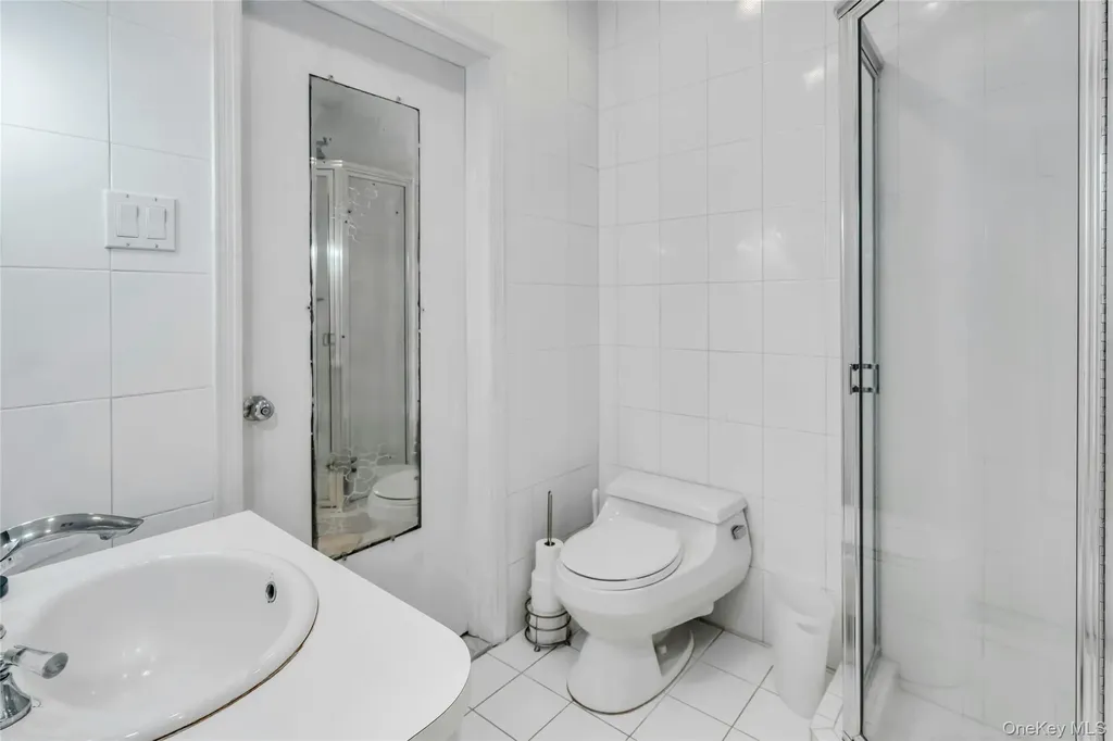 6 Harmony Road Huntington NY 11743